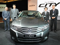 Mr. Ikuo Kanazawa, Vice President of Honda Malaysia, Mr. Atsushi Fujimoto, Managing Director and Chief Executive Officer of Honda Malaysia Sdn Bhd, Mr. Takeshi Nakamura, Chief Engineer and Large Project Leader and Honda R&D Co. Ltd and En. Azman Bin Idris, President and COO of Honda Malaysia.