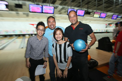 Media Bonding Bowling Competition