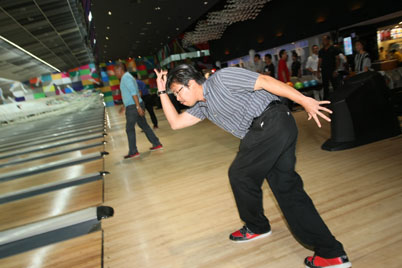 Media Bonding Bowling Competition