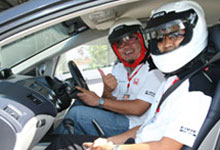 Civic Line-up Put to Test by Malaysian Media at Sepang International Circuit