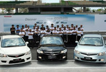 Civic Line-up Put to Test by Malaysian Media at Sepang International Circuit